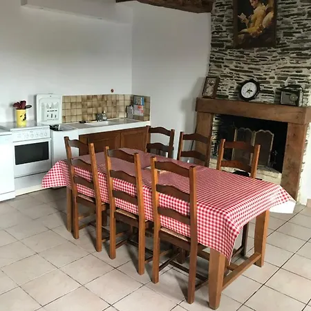 Ferme De La Roque 別荘 Millières